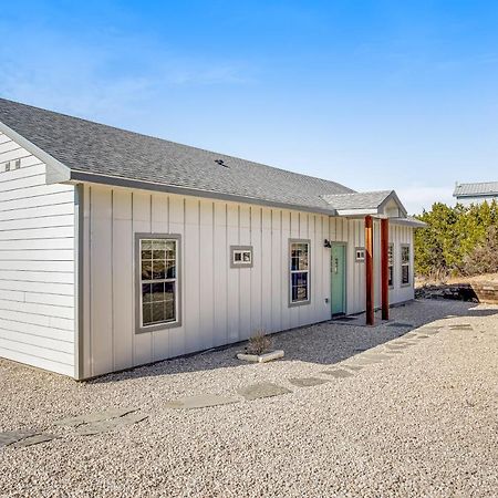 Cloud Top Barnhouse Canyon Lake Bagian luar foto